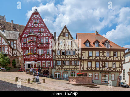 Deutschland, Bayern, Berg Milten, historische Altstadt, Fachwerkhäuser auf dem alten Marktplatz Markt gut, Stockfoto