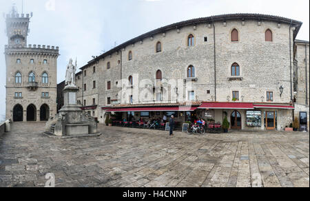 Citta Tu San Marino, Europa, Regierungspalast in der Altstadt in der Piazza della Liberta, Stockfoto