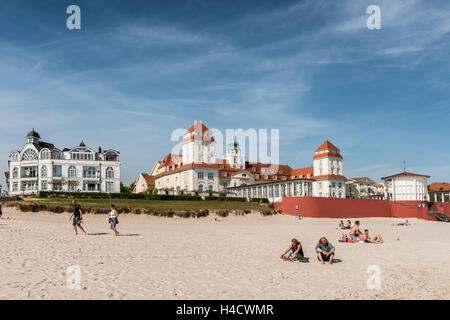 Binz, Mecklenburg-West Pomerania, Deutschland, Health Resort Haus und Strand Stockfoto