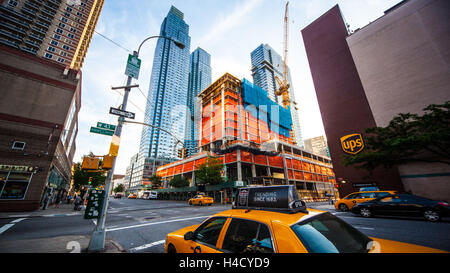 Amerika, USA, New York, Kapitän Terence S. Hatton Weg 43 Street zwischen der 10. und 11. Stockfoto