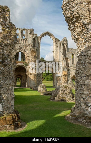 Priorat Ruinen am Schloss Acre, Norfolk, England Stockfoto