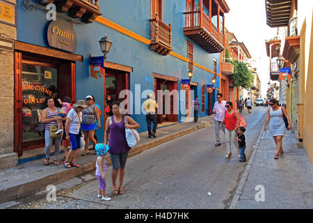 Republik Kolumbien, Departamento Bolívar, Stadt Cartagena de Indias, Gasse in der historischen Altstadt, Fußgängerzone, Stockfoto