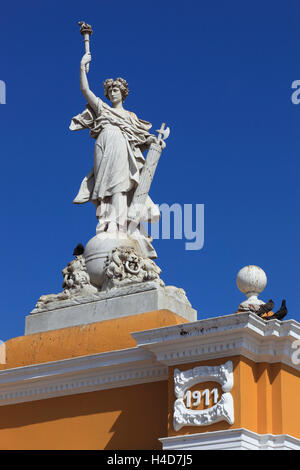 Republik Kolumbien, Departamento Bolívar, Stadt Cartagena de Indias, Teil den Torbogen mit Statuen, input für Century park Stockfoto