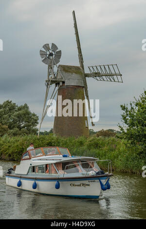 Turf Moor Windmühle, in der Nähe von Ludham, Norfolk, England Stockfoto