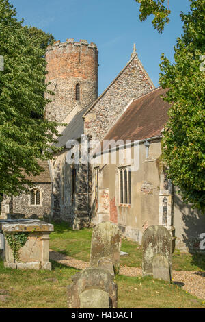 St. Peter und St. Paul Kirche, Burgh Castle, Norfolk, England Stockfoto