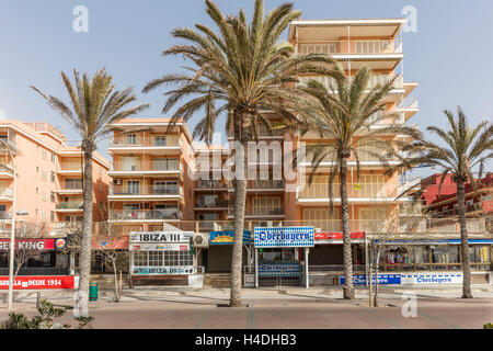 Gebäude, Zaun, Platja de Palma, Les Meravelles, Spanien, Mallorca, Balearen, Stockfoto