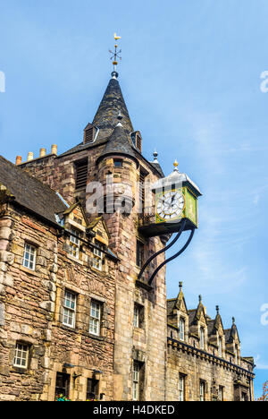 Canongate Tolbooth, ein historisches Wahrzeichen der Altstadt von Edinburgh Stockfoto