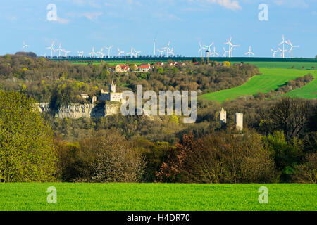 Landschaft mit Burg Ruinen Herde Burg und Halle Ecke und Lehen Kreipitzsch im Hall-Tal mit Bad Kösen, Sachsen-Anhalt, Deutschland Stockfoto