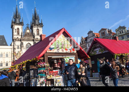 Prag Ostermarkt, Verkaufsstände Ostereier Prague Old Town Square Tschechische Republik Stockfoto