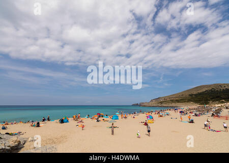 Spanien, die Balearen Insel Mallorca, Cala Mesquida, Strandleben, Stockfoto