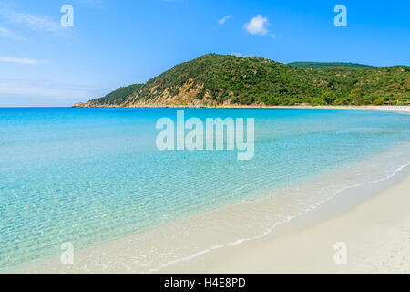 Kristallklare Wasser der Cala Pira Strand, Insel Sardinien, Italien Stockfoto