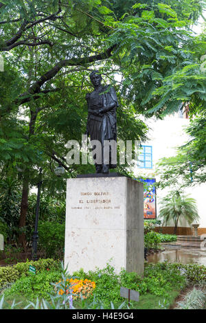 Statue Simon Bolivar, El Libertador, Unabhängigkeit Kämpfer, nationaler Held, historische Altstadt Havanna, Habana Vieja, Kuba, die großen Antillen, Karibik, Mittelamerika, Amerika, Stockfoto