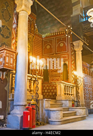 Das Innere des Ben Ezra Synagoge, die älteste jüdische Tempel in der Stadt, gelegen im koptischen Viertel, Kairo Ägypten Stockfoto