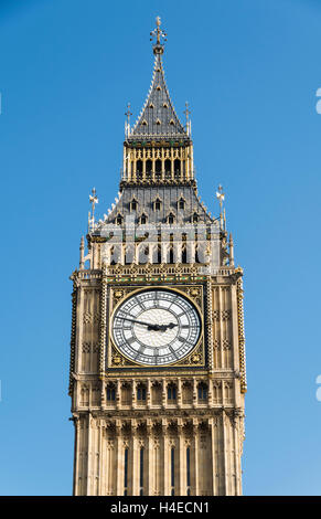 Elizabeth Tower und Big Ben der Häuser des Parlaments, Westminster, London Stockfoto