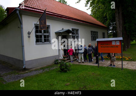 Haus-Museum von Peter 1 in Kadriorg Park, Tallinn, enthält einige der russischen Zaren Kunstgegenständen und Hausrat. Stockfoto