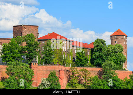 Beautiful Wawel Königsschloss an sonnigen Tag - UNESCO-Weltkulturerbe, Polen Stockfoto