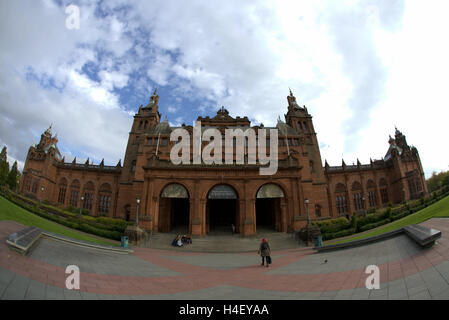 Glasgow Kelvingrove Museum außen Saltire Pfade fisheye Str. Andrews Kreuz Stockfoto