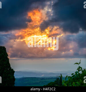 Sonnenuntergang über Val d ' Orcia Tuscany Stockfoto