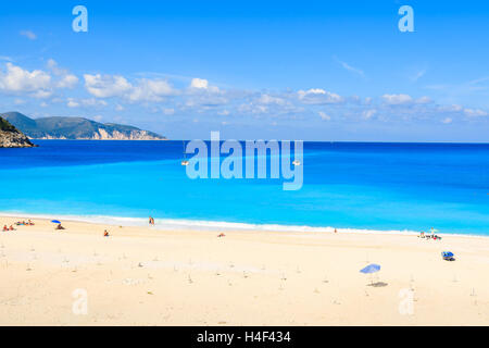 Blick auf schöne Myrtos Bucht und Strand auf der Insel Kefalonia, Griechenland Stockfoto