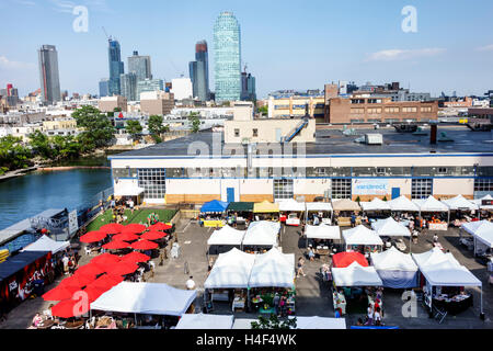 New York City, NY NYC Queens, Long Island City, LIC Flea & Food, Markt im Freien, Verkäufer, Stände, Stände, Shopping Shopper Shopper einkaufen Geschäfte Marktmärkte Stockfoto