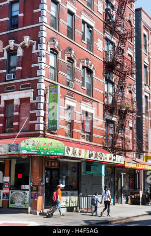 New York City, NY NYC Lower Manhattan, Chinatown, Eldridge Street, Backstein, Gebäude, Feuertreppe, Min Jiang Mini Cafe, Restaurant Restaurants Essen Essen Essen Café Stockfoto