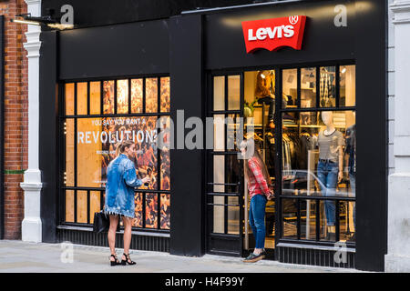 Levi's Store, Long Acre, London, England,U.K. Stockfoto