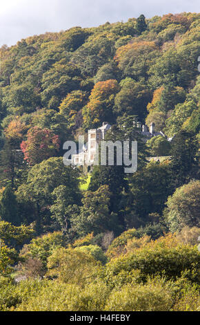 Plas Tan y Kingsland, Snowdonia National Park environmental Studies Center, mit Blick auf das Tal des Flusses Dwyryd, Snowdonia National Park, Wales, Großbritannien Stockfoto