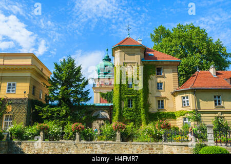 Schöne Łańcut Burggebäude an sonnigen Sommertag, Polen Stockfoto