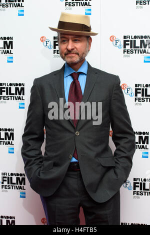 Fisher Stevens besucht das 60. BFI London Film Festival-Screening von Before The Flood, im Odeon Kino, Leicester Square in London. Stockfoto