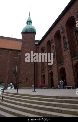 Berühmt als Heimat der jährlichen Friedens-Nobelpreis-Bankett, das Rathaus von Stockholm ist eine der meistbesuchten Sehenswürdigkeiten Schwedens. Stockfoto