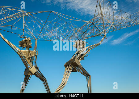 Fischer-Skulptur am Onega-See Ufer, Petrosawodsk, Russland Stockfoto