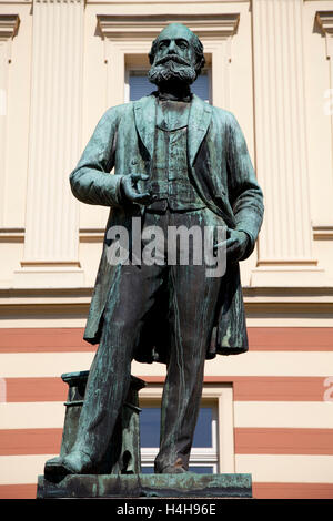 August Kekulé, Wissenschaftler und Chemiker, Statue, Bonn, Rheinland, Nordrhein-Westfalen Stockfoto