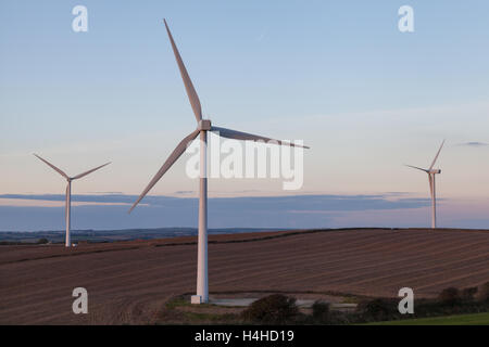 Windkraftanlagen in Cornwall Stockfoto