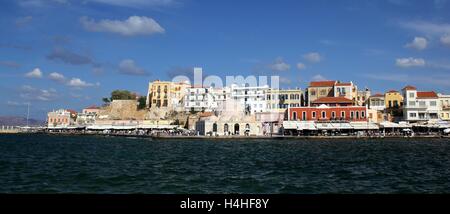 Am venezianischen Hafen von Chania auf Kreta in Griechenland Stockfoto