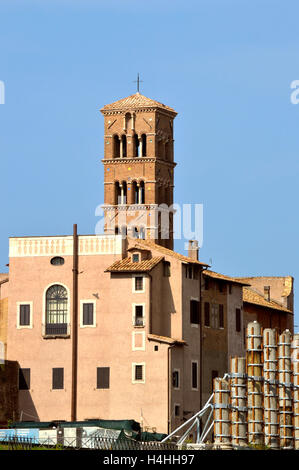 Die historischen Basilika di Santa Francesca Romana Kirche in Rom Stockfoto