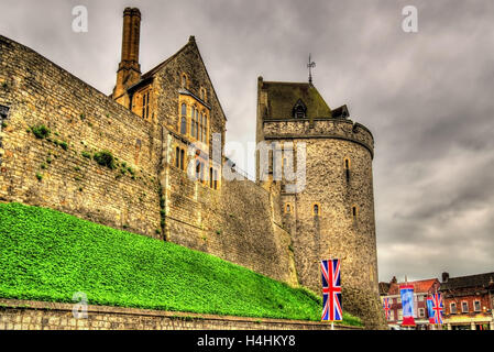 Türme von Windsor Castle in der Nähe von London, England Stockfoto