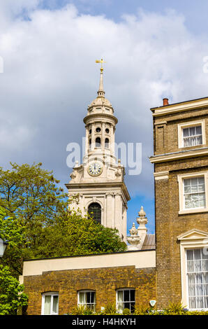 Blick auf St. Alfege Church in Greenwich, London Stockfoto