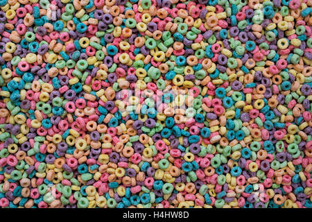 Froot Loops. Buntes Frühstück Getreide Muster Stockfoto