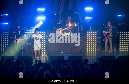 Die Dunkelheit im The Regency Ballroom in San Francico Blast of Our Kind Tour durchführen. Stockfoto