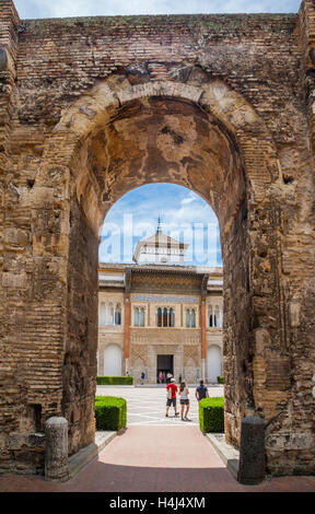 Spanien, Andalusien, Provinz Sevilla, Sevilla, Alcazar, Blick vom Puerta De La Monteria, Tor der Jagd Stockfoto