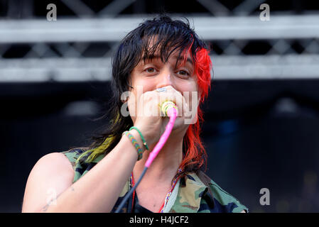 BARCELONA - 29 Mai: Julian Casablancas und The Voidz (Band) führt auf Primavera Sound Festival 2015 am 29. Mai 2015 im Barcelo Stockfoto