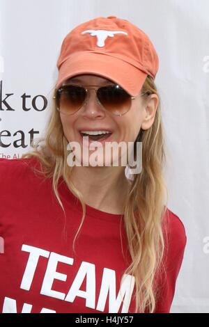 Los Angeles, CA, USA. 16. Oktober 2016. Renee Zellweger in Anwesenheit für 2016 Los Angeles County zu Fuß nach Niederlage ALS, Exposition Park, Los Angeles, CA 16. Oktober 2016. Bildnachweis: Priscilla Grant/Everett Collection/Alamy Live-Nachrichten Stockfoto