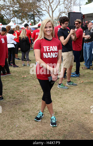 Los Angeles, Ca, USA. 16. Oktober 2016. Reese Witherspoon ALS Verein goldenen Westen Kapitel Los Angeles County Spaziergang zu besiegen ALS im Exposition Park in Los Angeles, CA am 16. Oktober 2016. © David Edwards/Medien Punch/Alamy Live-Nachrichten Stockfoto