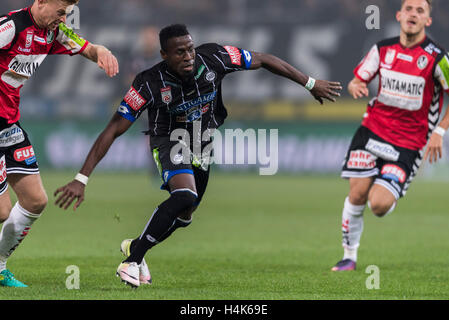 Graz, Österreich. 15. Oktober 2016. Helle Edomwonyi (Sturm) Fußball: Österreichische "Bundesliga" match zwischen SK Sturm Graz 1-0 SV Ried in der Merkur-Arena in Graz, Österreich. © Maurizio Borsari/AFLO/Alamy Live-Nachrichten Stockfoto