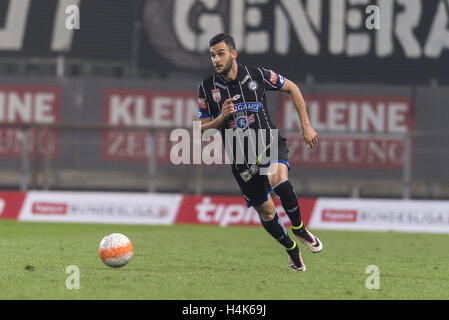 Graz, Österreich. 15. Oktober 2016. Charalampos Lykogiannis (Sturm) Fußball: Österreichische "Bundesliga" match zwischen SK Sturm Graz 1-0 SV Ried in der Merkur-Arena in Graz, Österreich. © Maurizio Borsari/AFLO/Alamy Live-Nachrichten Stockfoto