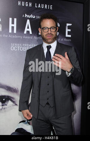 Los Angeles, Ca, USA. 17. Oktober 2016. Paul Adelstein besucht die Premiere von Hulu "Chance" Harmony Gold Theatre am 17. Oktober 2016 in Los Angeles, Kalifornien. (Credit: Parisa Afsahi/Media-Punch). / Alamy Live News Stockfoto
