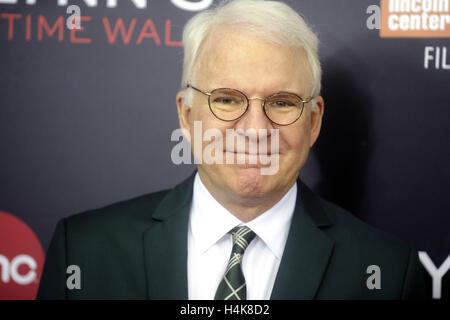 New York City. 14. Oktober 2016. Steve Martin besucht die "Billy Lynn lange Halbzeit Walk" Premiere während der 54. New York Film Festival am AMC Lincoln Square Theater am 14. Oktober 2016 in New York City. | Verwendung Weltweit © Dpa/Alamy Live-Nachrichten Stockfoto