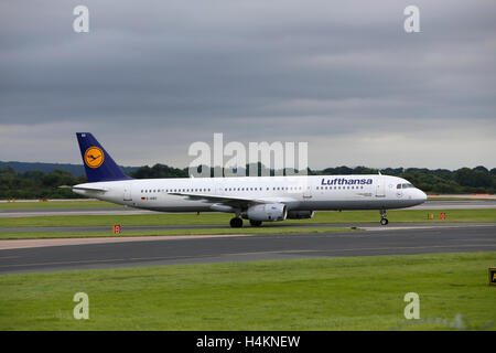 Lufthansa Airbus A321 Ringways Flughafen Manchester Stockfoto