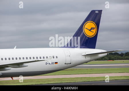 Lufthansa Airbus A321 Ringways Flughafen Manchester Stockfoto