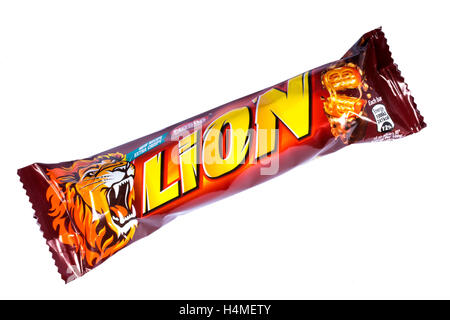 LONDON, UK - 13. Oktober 2016: Eine ungeöffnete Lion Schokolade Bar von Nestlé hergestellt. Stockfoto